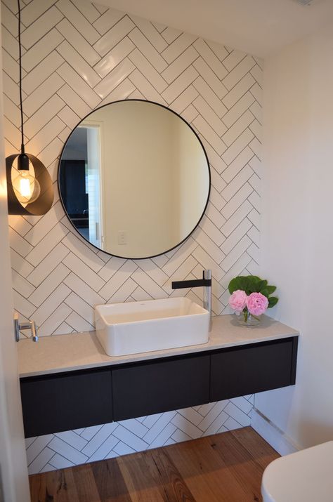 No list would be complete without the classic herringbone.  To spice this baby up, consider a tile that has a handmade look or a slightly uneven surface texture. Herringbone Bathroom, Herringbone Tile Bathroom, Bad Inspiration, Herringbone Tile, Downstairs Bathroom, Half Bathroom, Room Walls, Trendy Bathroom, Bad Design