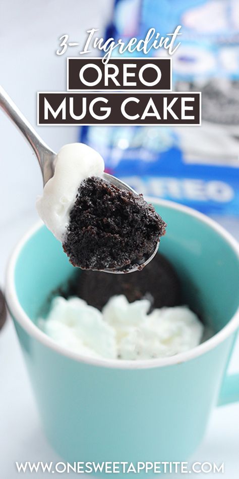 Cake In A Mug Oreo, Coffee Cup Microwave Cake Mug Recipes, Oreo Mug Cake Microwave Tiktok, 3 Minute Desserts, Three Ingredient Mug Cake, Quick Oreo Mug Cake, Single Serve Oreo Desserts, Mug Cake With Oreo, 5 Minute Snacks 3 Ingredients