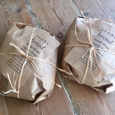 STORY deli @story.deli - 100% organic sourdough bread. We love brown paper. Opening a new London pop-up soon - - - #100percentorganic… Paper Bread Packaging, Bread Party Favor, Artisan Bread Wrapping Ideas, Bread Packaging Ideas Brown Paper, How To Package Sourdough Bread, Loaf Bread Packaging Wrapping Ideas, Sourdough Bread Business, Gift Wrapping Sourdough Bread, Sourdough Bread Bag