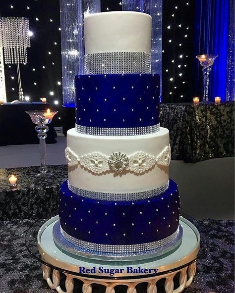 Modern Wedding Cakes & All ® on Instagram: “Oooo Myyyyyy 😍💙!!! Cake by @redsugarsuzie #ModernKake ・・・ This royal blue blinged out cake 😍! Congratulations to Raman and Harket!…” Filipino Debut, Blue And White Wedding Cake, Cake Congratulations, Royal Blue Wedding Cakes, Royal Blue Cake, Navy Blue Wedding Cakes, Royal Blue Wedding Theme, Modern Wedding Cakes, Bling Wedding Cakes