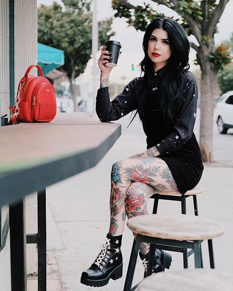 Tattooed Business Woman, Sabrina Sawyers, Dark Beauty Fashion, Koi Footwear, Mod Girl, First Coffee, Gothic Beauty, Eclectic Fashion, Dark Wear