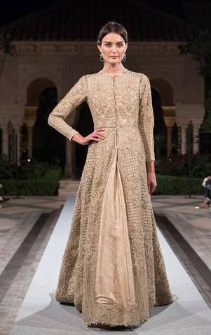 Offwhite Color Designer Jacket Lehenga Jacket Lehenga, Pakistan Dress, Zardozi Work, Latest Bridal Dresses, Designer Jacket, Lehenga Choli Online, Salwar Kamiz, Pakistani Bridal Dresses, Party Wear Lehenga