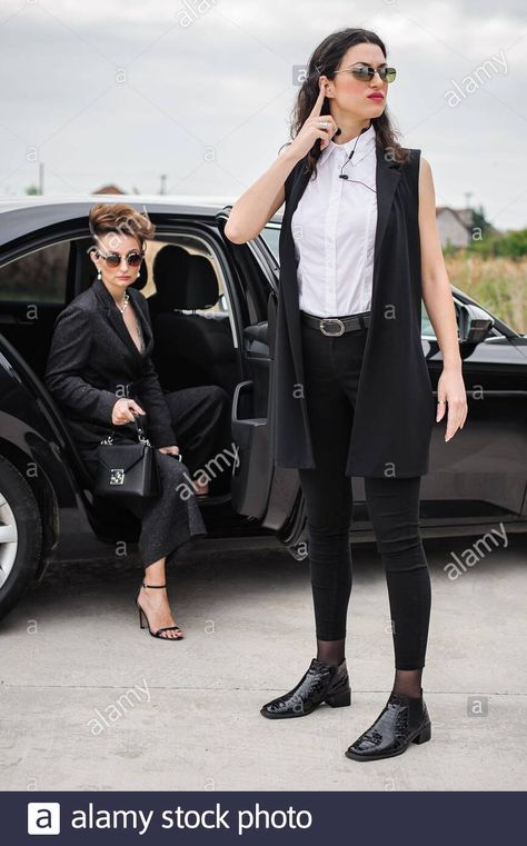 Female Bodyguard, Body Guards, Egyptian People, Security Guard Services, Security Guard, Black Suit, Image Processing, Black Suits, Walkie Talkie