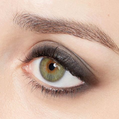 Best Eyeliner for Green, Brown, Hazel & Blue Eyes | jane Iredale Eyeliner Brown Eyes, Eyeliner Colors, Grey Green Eyes, Green Brown Eyes, Gray Eyeliner, Grey Smokey Eye, Grey Eye Makeup, Hair Colour For Green Eyes, Smart Hacks