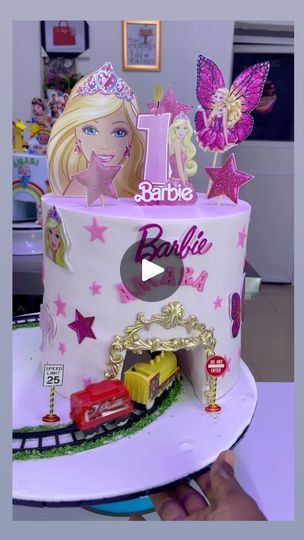 Moving Train Cake, Cake Train, Moving Train, Train Birthday Cake, Princess First Birthday, Her First Birthday, Train Cake, Barbie Cake, Train Birthday