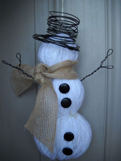 35+ snowman crafts ideas for kids, preschoolers and adults. Homemade snowman crafts to make and sell. Fun and easy snowman projects, patterns. How to make snowmen using clay, paper, felt. Snowman art. Diy Schneemann, Christmas Paintings On Canvas, Diy Snowman, Canvas Easy, Snowman Crafts, Paintings On Canvas, Burlap Ribbon, Noel Christmas, Christmas Paintings