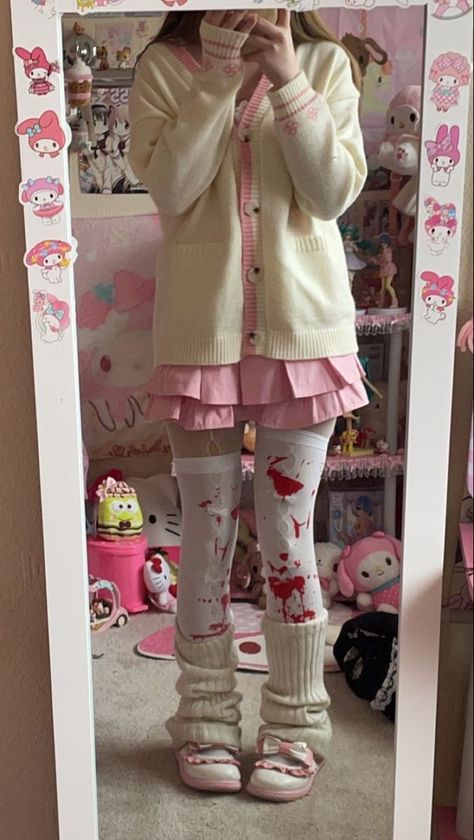 Strawberry Coloring Pages, Yami Kawaii Outfit, My Melody Strawberry, Kawaii Outfit Ideas, Kawaii Outfit, Kawaii Fashion Outfits, J Fashion, Really Cute Outfits, Kawaii Clothes