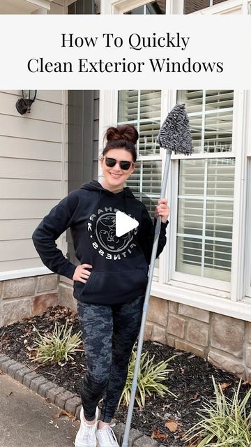 🌟𝗦𝘁𝗲𝗽𝗵𝗮𝗻𝗶𝗲 𝗕𝗼𝗼𝘁𝗵🌟 on Instagram: "I’m sharing my super simple tips for clean, streak-free exterior windows without unnecessary chemicals. I learned how to clean windows when I was in high school from the professional window cleaner that cleaned the plaza windows of my parents’ business. Yep, I was nerding out on cleaning tips even in high school. 

🛍Comment “windows” to receive product links directly to your message inbox or head to the link in my bio and select “Shop My Videos” 
or 
🛍Shop video on my LTK: https://liketk.it/4U7pP

#howtocleanwindows #howtoclean #exteriorwindows #windowwashing #momadvice #housekeeping #cleaningmotivation #drbronner #salsuds #simplecleaningtips #homeec #hometips #realtortips" Clean Exterior Windows, Window Washing Solution Outdoor, Window Washing Solution, Clean Outdoor Windows, Exterior Windows, Clean Windows, Washing Windows, Cleaning Motivation, Select Shop