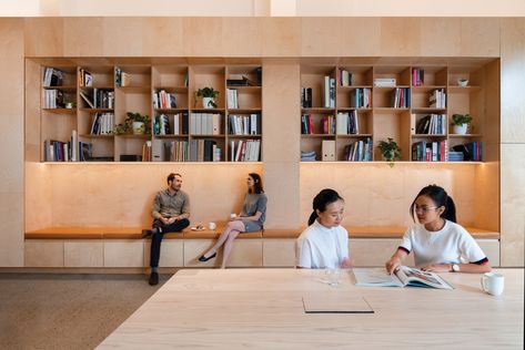 Hayball Sydney Studio / Hayball + Bettina Steffens Coffee Office, Library Interior, Recreational Room, Desain Lanskap, Book Cafe, Australian Architecture, Workplace Design, Cafe Coffee, Library Design