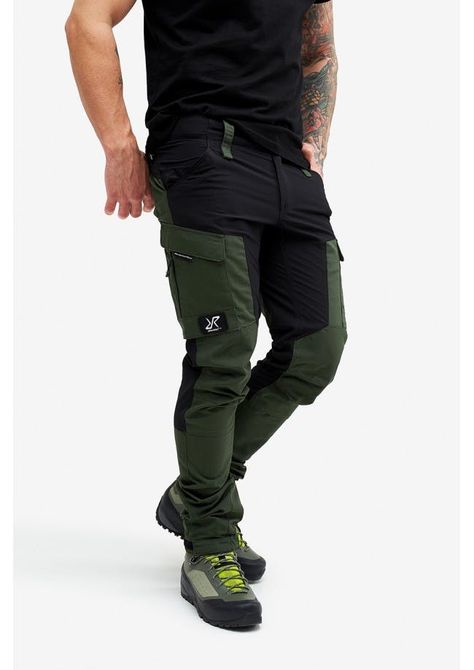 Outdoorsman Style, Outdoorsmen Style, Tactical Men, Survival Essentials, Male Outfits, Waterproof Pants, Mens Gear, Outdoor Pants, Men Clothes