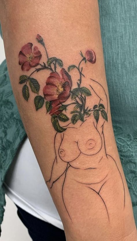 Thick Woman Tattoo, Thick Body Tattoo, Naked Lady Plant Tattoo, Plus Size Silhouette Art, Plus Size Woman Tattoo, Plus Size Arm Tattoo, Curvy Girl Tattoos, Plus Size Thigh Tattoo, Plus Size Tattooed Women