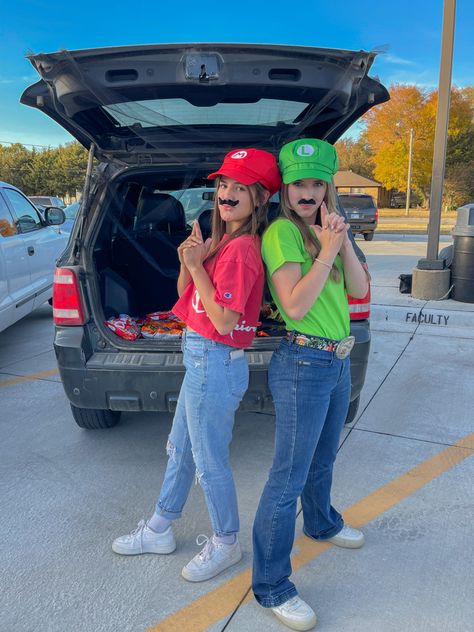 if only i could play super mario as good as i can dress up as him #mario #duo #halloween #luigi Mario And Luigi Halloween Costumes Teen, Mario And Luigi Cute Costumes, Mario And Louis Costume, Mario Cart Group Costume Ideas, Super Mario Outfit Ideas, Mario And Luigi Costumes Women, Diy Mario And Luigi Costume, Super Mario Halloween Costumes, Luigi Makeup