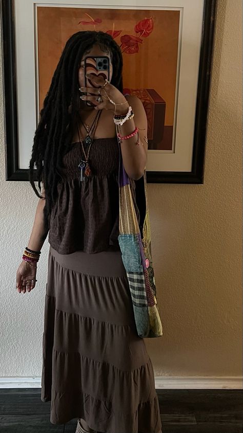 My Dream Clothes, Grunge Outfits Black Women, Earthy Wardrobe, Outfits For Midsize, Earthy Aesthetic Outfits, Grunge Outfits Black, Spiritual Outfits, Earthy Girl, Cochella Outfits