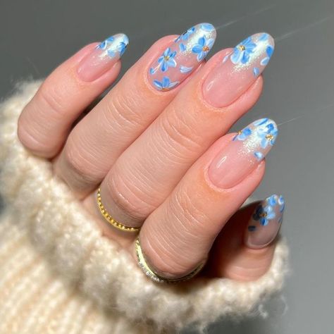 Blue Prom Nails, April Nails, Retro Nails, Art Deco Nails, May Nails, Spring Nail Art, Nails Pink, Minimalist Nails, Prom Nails