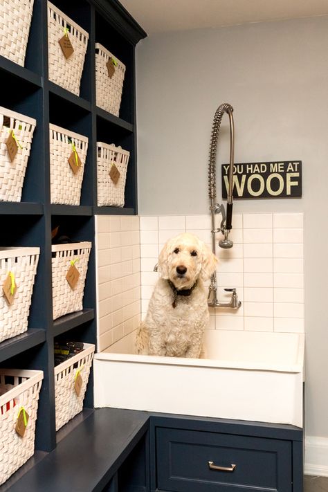 12 GENIUS MUDROOM DOG WASH STATION IDEAS FOR PET LOVERS - Hey, Djangles. Mudroom Dog Wash, Dog Wash Station, Diy Dog Wash, Dog Tub, Luxury Dog Kennels, Pet Washing Station, Wash Station, Washing Station, Dog Washing Station