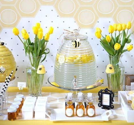 22 Adorable Spring Baby Shower Themes | Brit + Co Spring Baby Shower Themes, Gender Neutral Baby Shower Themes, Baby Shower Themes Neutral, Unique Baby Shower Themes, Sweet As Can Bee, Baby Shower Decorations Neutral, Bee Baby Shower Theme, Trendy Baby Shower Ideas, Summer Baby Shower