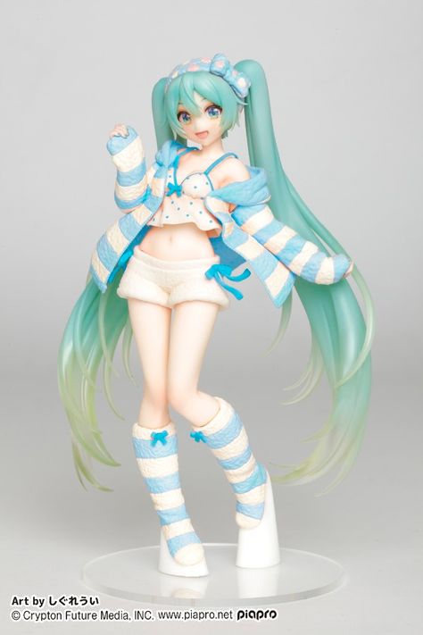 Vocaloid - Hatsune Miku - Hatsune Miku Figure Costumes - Room Wear Ver., China Exclusive Color (Taito) | MyFigureCollection.net Hatsune Miku Costume, Miku Figure, Room Wear, Kawaii Sticker, Comfortable Loungewear, Vocaloid Characters, Miku Hatsune, Pink Headbands, Anime Figurines