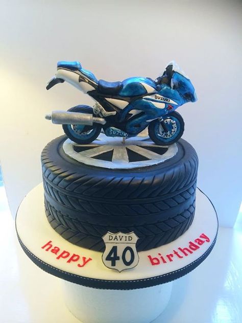 motorbike cake                                                                                                                                                     More Tyre Cake, Biker Cake, Motor Cake, Bolo Motocross, Motorcycle Birthday Cakes, Motorbike Cake, Tire Cake, Motorcycle Cake, Motorcycle Birthday