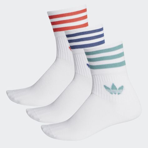 College Necessities, Sport Clothes, My Socks, Nmd R1, Sports Football, Adidas Sport, Socks And Tights, Sport Socks, Adidas Online