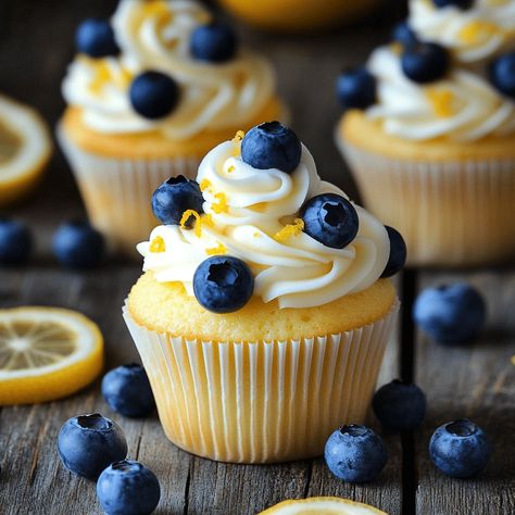 Lemon Blueberry Cupcakes Fresh Fruit Cupcakes, Huevember 2024, Cupcake Blueberry, Blueberry Lemon Cupcakes, Dessert Blueberry, Blueberry Cupcake, Lemon Blueberry Cupcakes, Blueberry Streusel, Summer Cupcakes