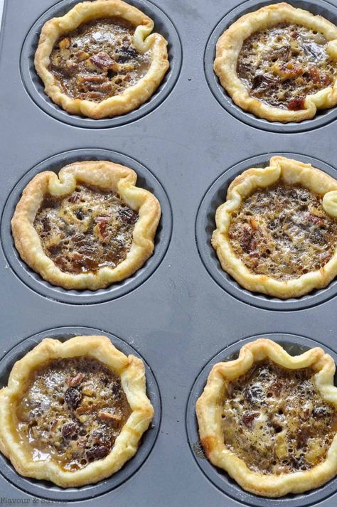 Butter Tarts With Raisins, Raisin Butter Tarts Recipe, Butter Tart Crust Recipe, Maple Syrup Butter Tarts, Butter Tarts With Maple Syrup, Butter Tarts Recipe Without Corn Syrup, Xmas Potluck Ideas, Canadian Butter Tarts Recipe, Raisin Tarts