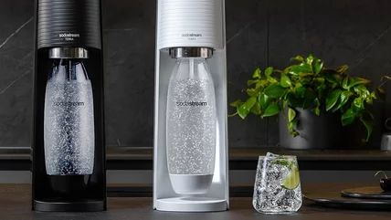 Tricks Every SodaStream Owner Should Try At Least Once Soda Stream Hack, Sodastream Recipes, Soda Stream Recipes, Frozen Juice, Fizzy Drinks, Healthy Soda, The Untold Truth, Soda Brands, Water Branding