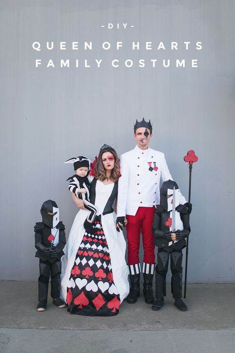 Learn how to make this DIY Queen of Hearts family costume. This is a great family costume idea that is sure to be a hit this Halloween King Of Hearts Costume, Diy Queen Of Hearts, King And Queen Costume, Queen Of Hearts Halloween Costume, Queen Of Hearts Halloween, Supermarket Sweep, Queen Of Hearts Card, Card Costume, Superhero Family