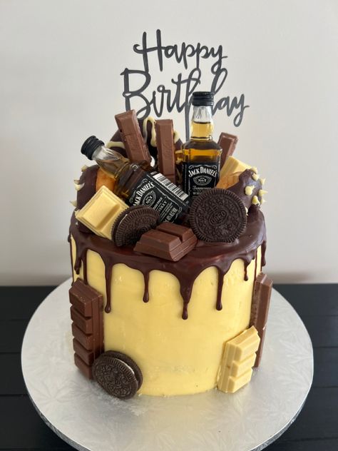 Birthday cake with chocolates and two mini bottles of Jack Daniel’s on top Jack Daniel Birthday Cake, Jack Denial, Jack Daniels Birthday, Birthday Cake For Men, Cake For Men, Birthday Cakes For Men, Jack Daniel, Cakes For Men, Birthday Cakes