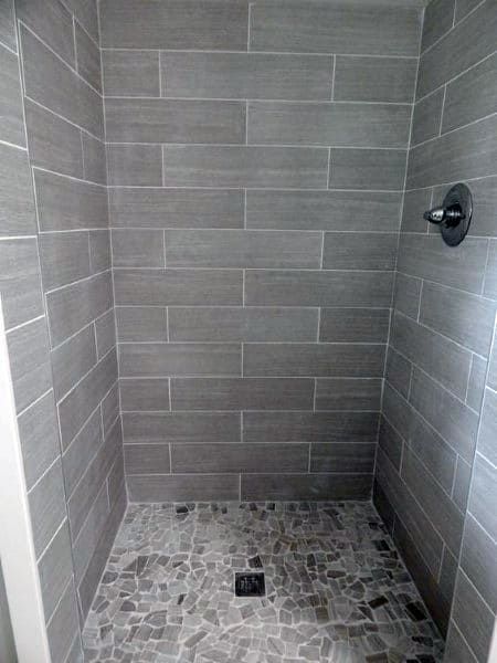 Gray Shower Tile, Armoire Design, Grey Bathroom Tiles, Shower Tile Ideas, Tile Remodel, Small Remodel, Room Tiles, Bathroom Shower Tile, Shower Tile Designs