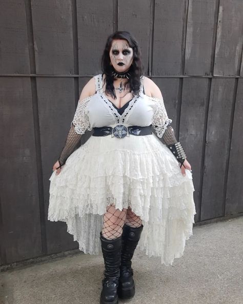 Corpse paint today cause why not 🖤🖤 Eyeshadow is the resistance is futile eyeshadow pallet and blood moon pallet from @ve_cosmetics ( code EMILY666) Foundation is from @sunsetmakeupofficial Lipstick is the shade sleepwalker from black moon cosmetics Top is thrifted Skirt from @burleska_corsets Choker, armwarmers and belt from @killstar Bracelet I bought while in Vegas Tights from @snagtights Boots are @newrock #corpsepaint #gothmakeup #gothmakeupinspo #metalhead #metalheadchick #whit... Trad Goth Makeup Black Women, Goth Skirt Outfit Plus Size, White Goth Outfit, Romantic Goth Outfits, Corset Choker, Trad Goth Makeup Dark Skin, Moon Cosmetics, Trade Goth Makeup, Mall Goth Skirt