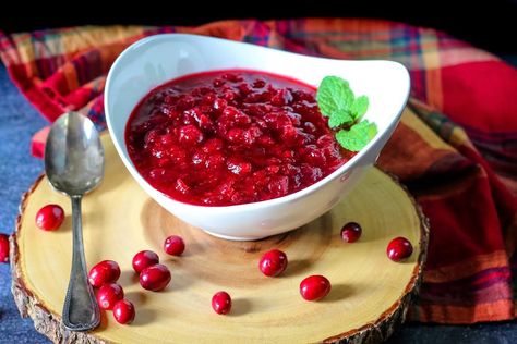 Peach Schnapps Cranberry Sauce #Thanksgiving #sauce #peach #Cranberry #schnapps #cranberry-sauce #peach schnapps #justapinchrecipes Caramel Apple Desserts, Fresh Cranberry Sauce, Fresh Cranberry, Classic Thanksgiving, Fruit Sauce, Mulling Spices, Thanksgiving Dinner Recipes, Thanksgiving Meal, Cranberry Sauce Homemade