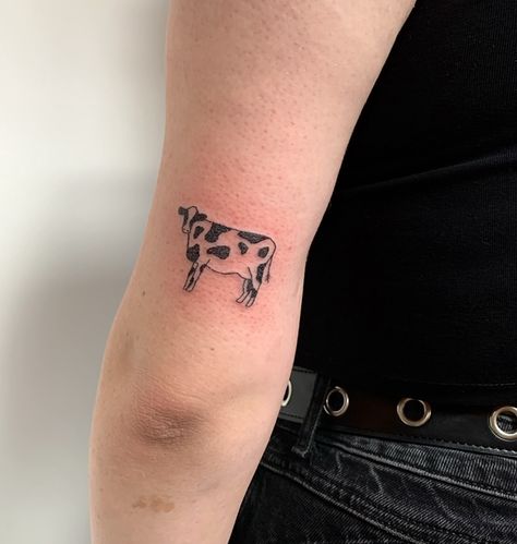 Cow Arm Tattoo, Cows Wearing My Sweater Tattoo, Dairy Cow Tattoo Ideas, Brown Cow Tattoo, Fuzzy Cow Tattoo, Cow Wearing Sweater Tattoo, Cow Hoof Tattoo, Cow Tattoo Realistic, Minimal Cow Tattoo