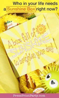 Gifts For Sick Friends Care Packages, Get Well Care Package Ideas, Cheer Up Basket, After Surgery Care Package, Box Filler Ideas, To Make Someone Feel Better, Summer Presents, Make Someone Feel Better, Sunshine Care Package