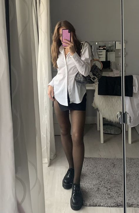 Black Mini Shirt Outfit, White Shirt And Mini Skirt Outfit, Blouse And Mini Skirt Outfit, White Shirt Outfit With Skirt, Black Shirt Skirt Outfit, Sheer White Shirt Outfit, Mini Skirt Shirt Outfit, Black Mini Skirt Autumn Outfit, White T Shirt Black Skirt