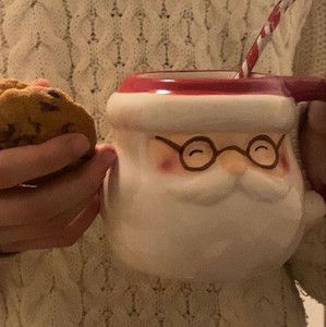 Shortcake Aesthetic, A Silent Voice Anime, Christmas Dreaming, Christmas Coffee Mug, Cosy Christmas, I Love Winter, Christmas Time Is Here, Christmas Feeling, Winter Vibes