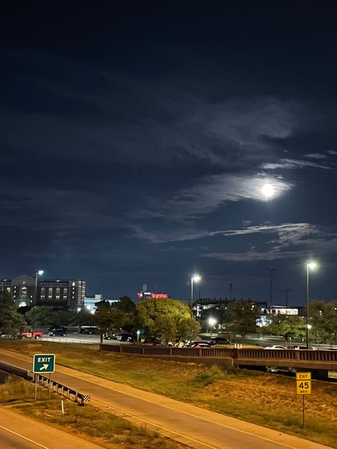 #fullmoon #moon #moonphotography #photography #texas #nightsintx #lubbock #tx Lubbock Texas Photography, Xbox Pfp, Beaumont Texas, Lubbock Texas, Lubbock Tx, Night Pictures, Neck Tattoo, Tennis Court, Full Moon