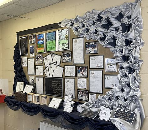 English Class Bulletin Board Ideas, Environment Bulletin Board Ideas, Ideas For Bulletin Boards For School, Bulletin Board Aesthetic Ideas, Info Board Ideas, Bulletin Board Design Aesthetic, Creative Board Ideas For School, Board Designs Ideas School, Mading Sekolah Ideas