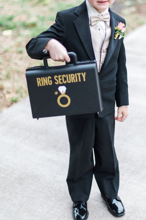 Ring Bearing Ideas, Ring Security Box Wedding, Ring Barrier Box Ideas, Diy Ring Bearer Box Ideas, Ring Boy Ideas, Wedding Rings Box Ideas, Ring Bearer Box Ideas, Ring Bearer Tuxedo, Wedding Ring Box Ideas