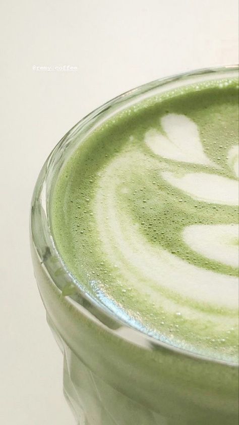 Green Asethic, Matcha Girl, Vanilla Aesthetic, Green Aesthetics, Mint Green Aesthetic, Matcha Drink, Color Design Inspiration, Rick Astley, Soft Mint