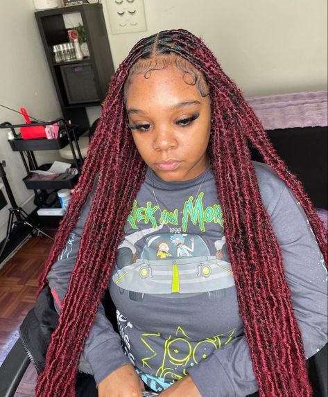 Cute Weave Hairstyles, Burgundy Hair Dye, Soft Locs, Hair 101, Hair Secrets, Faux Locs Hairstyles, Box Braids Hairstyles For Black Women, Cute Box Braids Hairstyles, Quick Braided Hairstyles