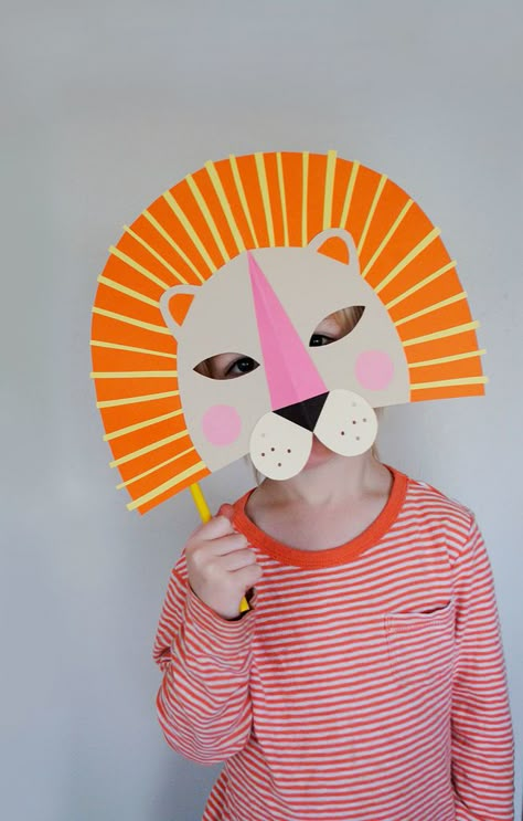 mer mag Diy Halloween Masks, Lion Mask, Paper Mask, Animal Masks, Childrens Crafts, Halloween Masks, Diy Party Decorations, Halloween Party Decor, Kid Crafts