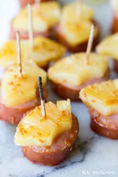 Cooked Glazed Kielbasa Bites lined up on a serving platter Kielbasa Bites Appetizers, Christmas Appetizers Recipes, Kielbasa Bites, Make Ahead Christmas Appetizers, Thanksgiving Buffet, Holiday Appetizers Christmas, Frozen Appetizers, All About Christmas, Make Ahead Appetizers