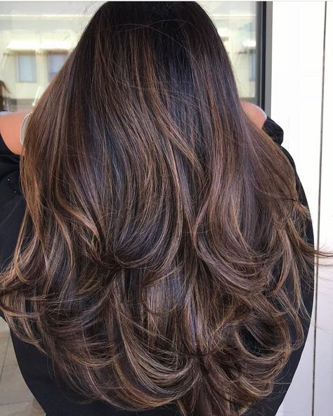 Balayage Hair Color For Black Hair, Brunette Balayage Hair Low Maintenance, Balayage Hair Black, Balayage For Black Hair, Balayage On Black Hair, Dark Brunette Balayage, Balayage Hair Morenas, Golden Brown Hair Color, Golden Brown Hair