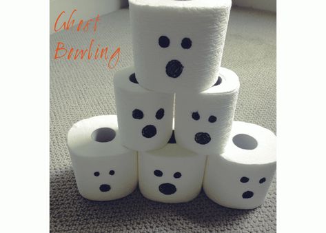 Simple Halloween Party Games, Ghost Bowling, Halloween Crafts For Preschoolers, Crafts For Kids Halloween, Paper Roll Crafts For Kids, Halloween Toddler Party, Paper Ghost, Halloween Crafts Preschool, Halloween Craft Projects