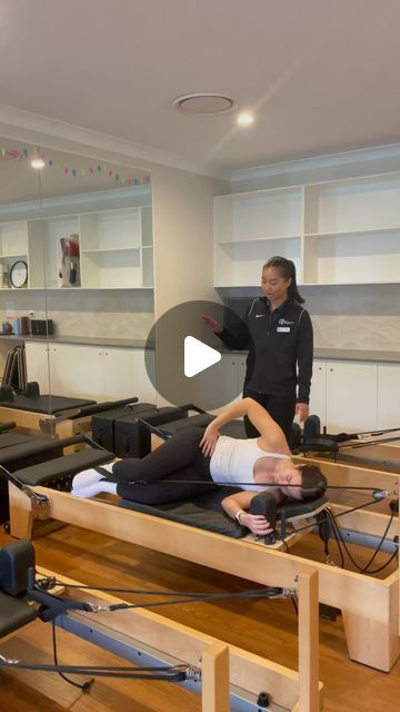 Going Up The Stairs, Body Flow, Club Pilates, Spinal Fusion, Pilates Reformer Exercises, Reformer Pilates, Health Fitness Inspiration, Walking The Dog, Pilates Reformer