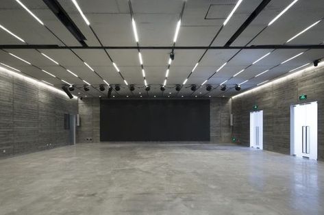 Dance Practice Room, Dance Studio Design, Dance Studio Decor, Practice Room, Neural Pathways, Industrial Workshop, Dance Rooms, Home Dance, Music Studio Room