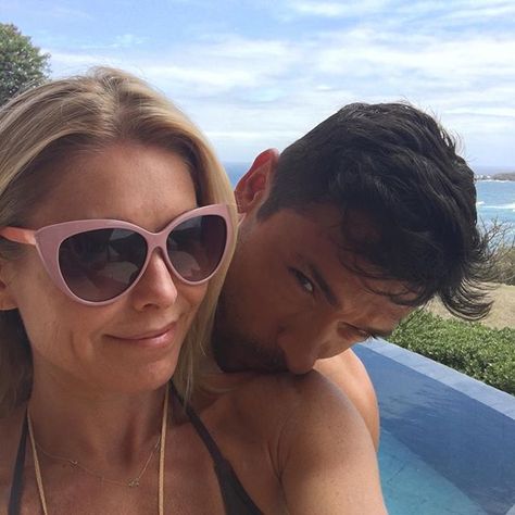 Pin for Later: Proof That Kelly Ripa and Mark Consuelos Have a Very Rare Kind of Love  Mark gave his wife a sweet peck on the shoulder during their vacation in March 2016. Kelly Ripa Diet, Kelly Ripa Mark Consuelos, Mark Consuelos, Bae Watch, Michael Strahan, Ryan Seacrest, Kelly Ripa, Vacation Pictures, Instagram Pics