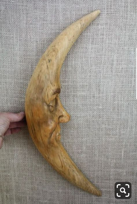 Moon Sculpture, Wood Carving Art Sculpture, Wooden Moon, Moon Man, Dremel Carving, Simple Wood Carving, Wood Carving For Beginners, Dremel Wood Carving, Wall Wood