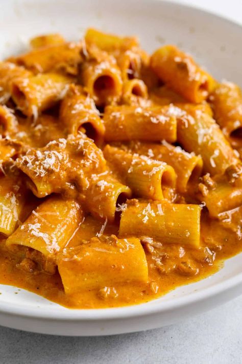 Creamy Chorizo Pasta - Craving California Ground Chourico Recipes, Chorizo Rigatoni Pasta, Spicy Chorizo Pasta, Creamy Chorizo Pasta, Recipes With Chorizo, Pasta With Chorizo, Craving California, Pasta Craving, Chorizo Pasta Recipes