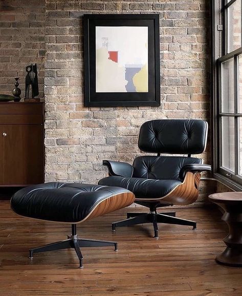 Modern Appartement, Lounge Chairs Living Room, Eames Chairs, Living Room Lounge, Charles Eames, Cafe Chairs, Eames Lounge, Robust Design, Comfy Chairs